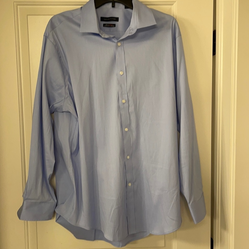Men’s Tommy Hilfiger Dress Shirt
